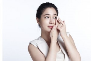 Cắt mí mắt trên công nghệ Hàn Quốc có để lại sẹo không?