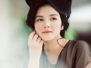 Phẫu thuật loại bỏ bọng mỡ mí mắt có đau không?