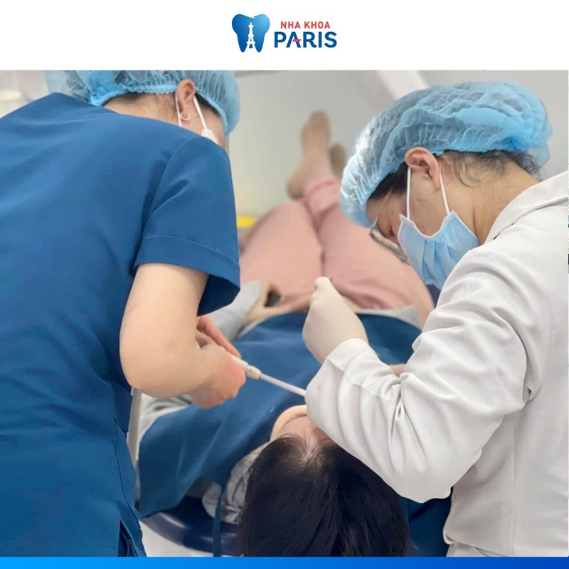 Ứng dụng công nghệ hiện đại để điều trị tại Paris